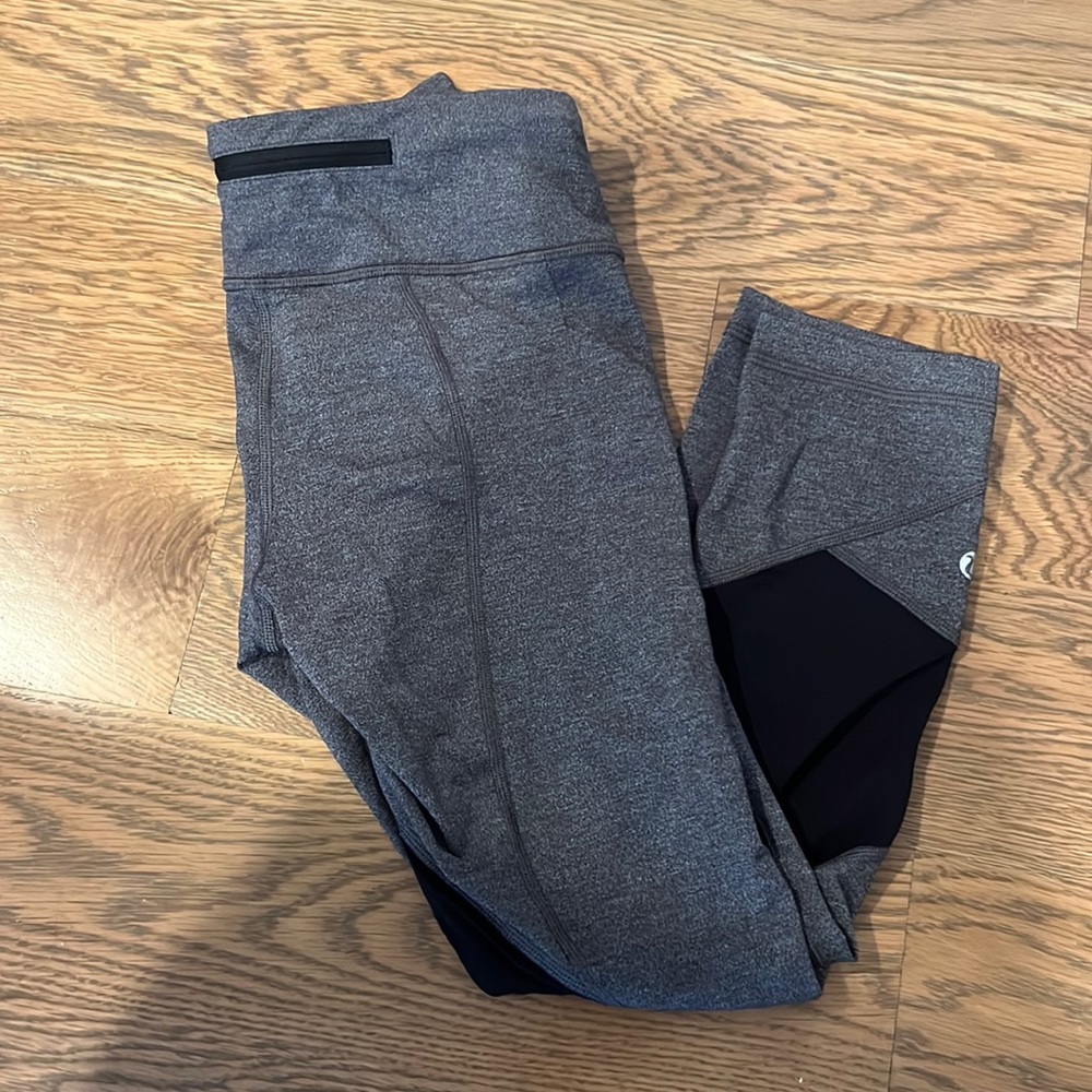 Lululemon crop leggings